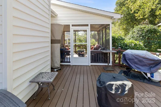 $645,000 | 16203 Hollingbourne Road, Huntersville, NC 28078