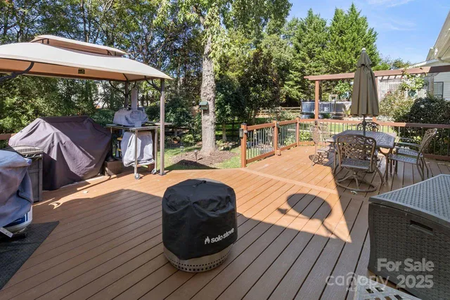 $645,000 | 16203 Hollingbourne Road, Huntersville, NC 28078