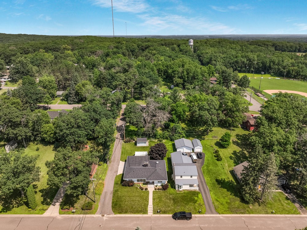 924 Superior Street Spooner, WI 54801 - Photo 15 of 39