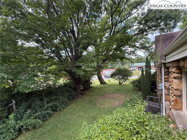 a view of a outdoor space