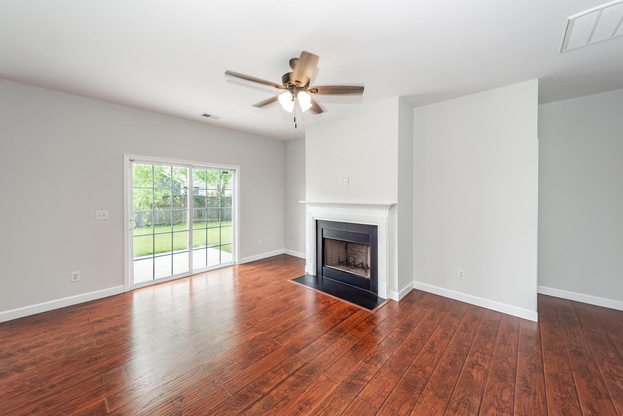321 Killarney Trail Moncks Corner, SC 29461 - Photo 3 of 20