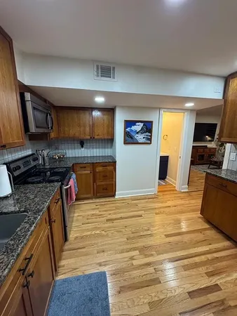 $2,700 | 606 South Glen Avenue, Unit 9, Tampa, FL 33609