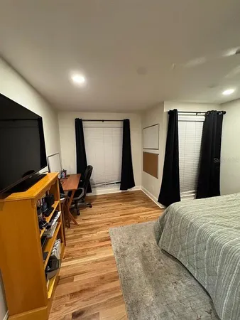 $2,700 | 606 South Glen Avenue, Unit 9, Tampa, FL 33609