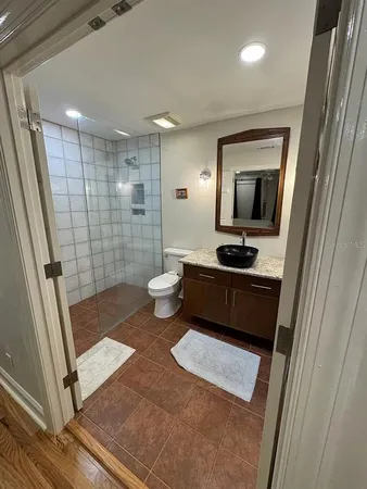 $2,700 | 606 South Glen Avenue, Unit 9, Tampa, FL 33609