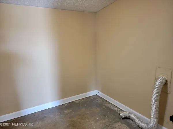 a view of entryway with front door