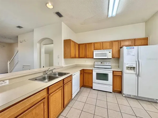 $1,800 | 10130 Tranquility Way, Unit 10130, Tampa, FL 33625