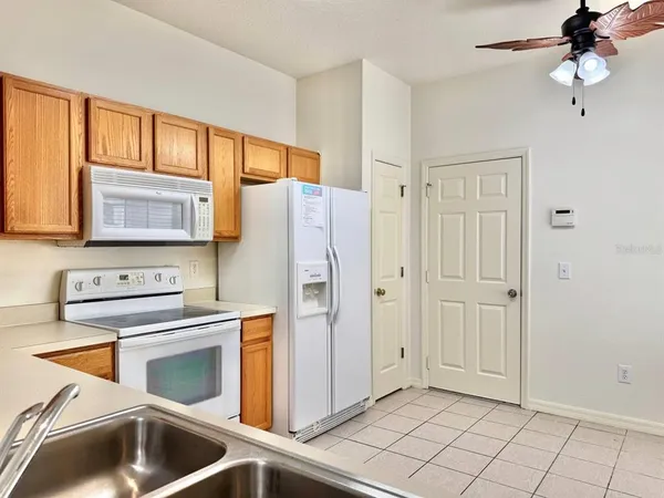 $1,800 | 10130 Tranquility Way, Unit 10130, Tampa, FL 33625