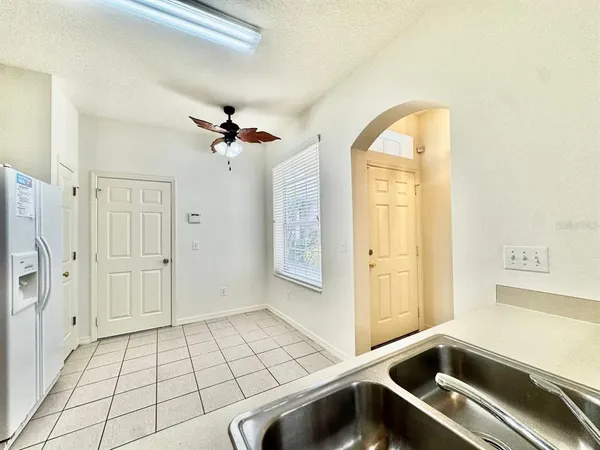 $1,800 | 10130 Tranquility Way, Unit 10130, Tampa, FL 33625