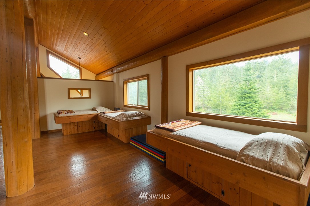 8 Craftdale Road Oakville, WA 98568 - Photo 2 of 25 Gallery Image 2
