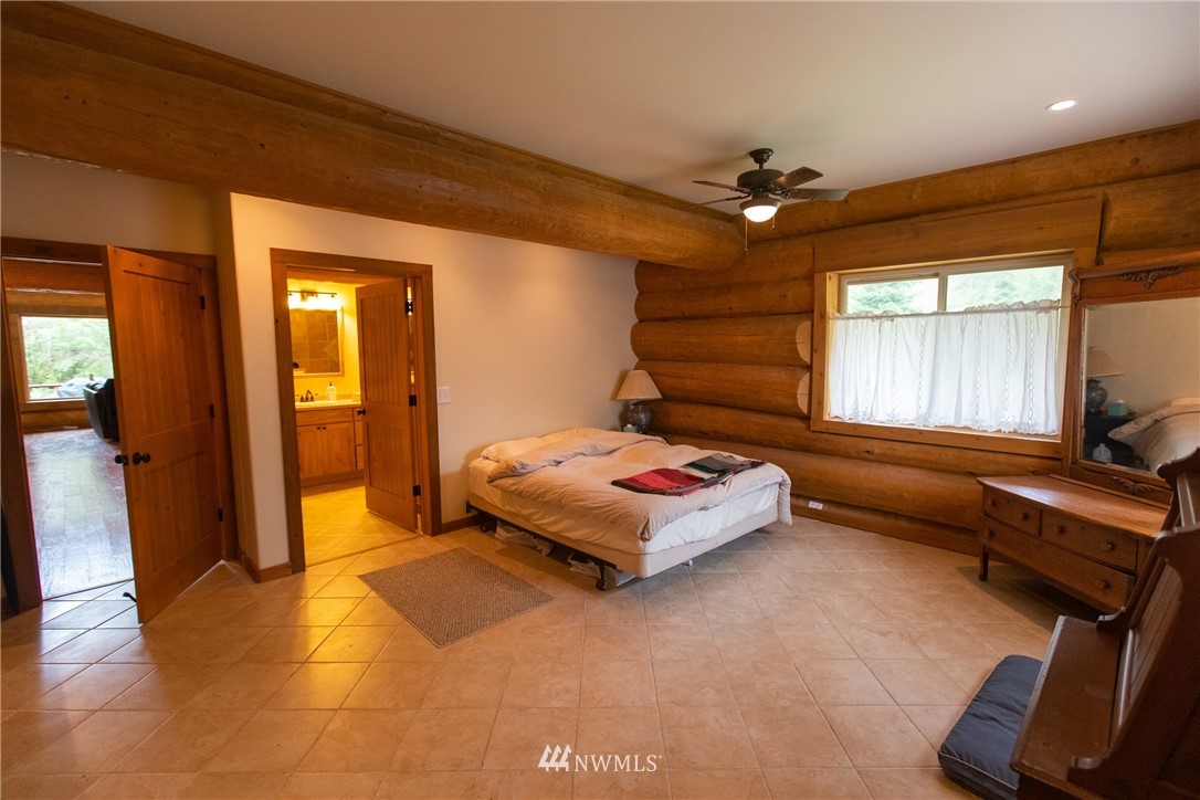 8 Craftdale Road Oakville, WA 98568 - Photo 11 of 25 Gallery Image 11