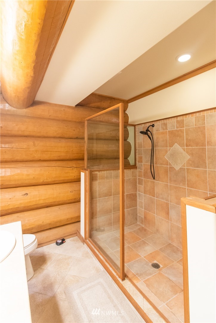 8 Craftdale Road Oakville, WA 98568 - Photo 13 of 25 Gallery Image 13