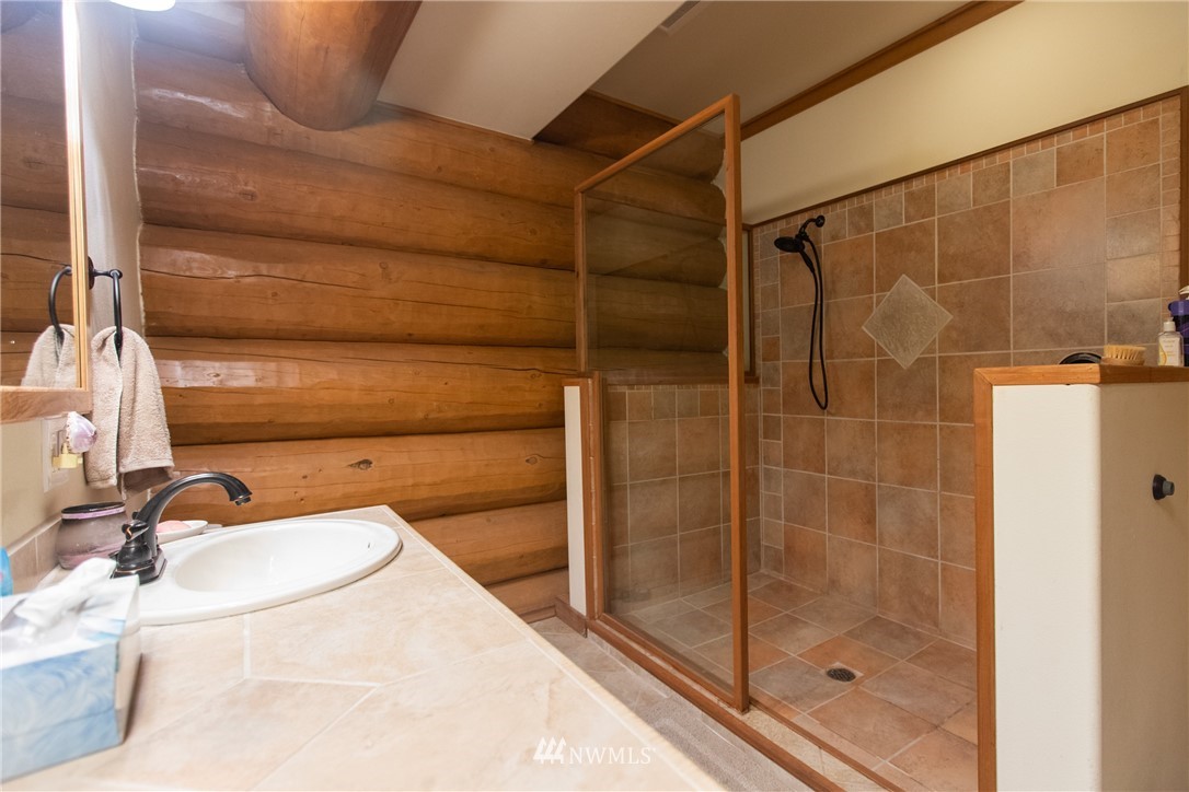8 Craftdale Road Oakville, WA 98568 - Photo 14 of 25 Gallery Image 14