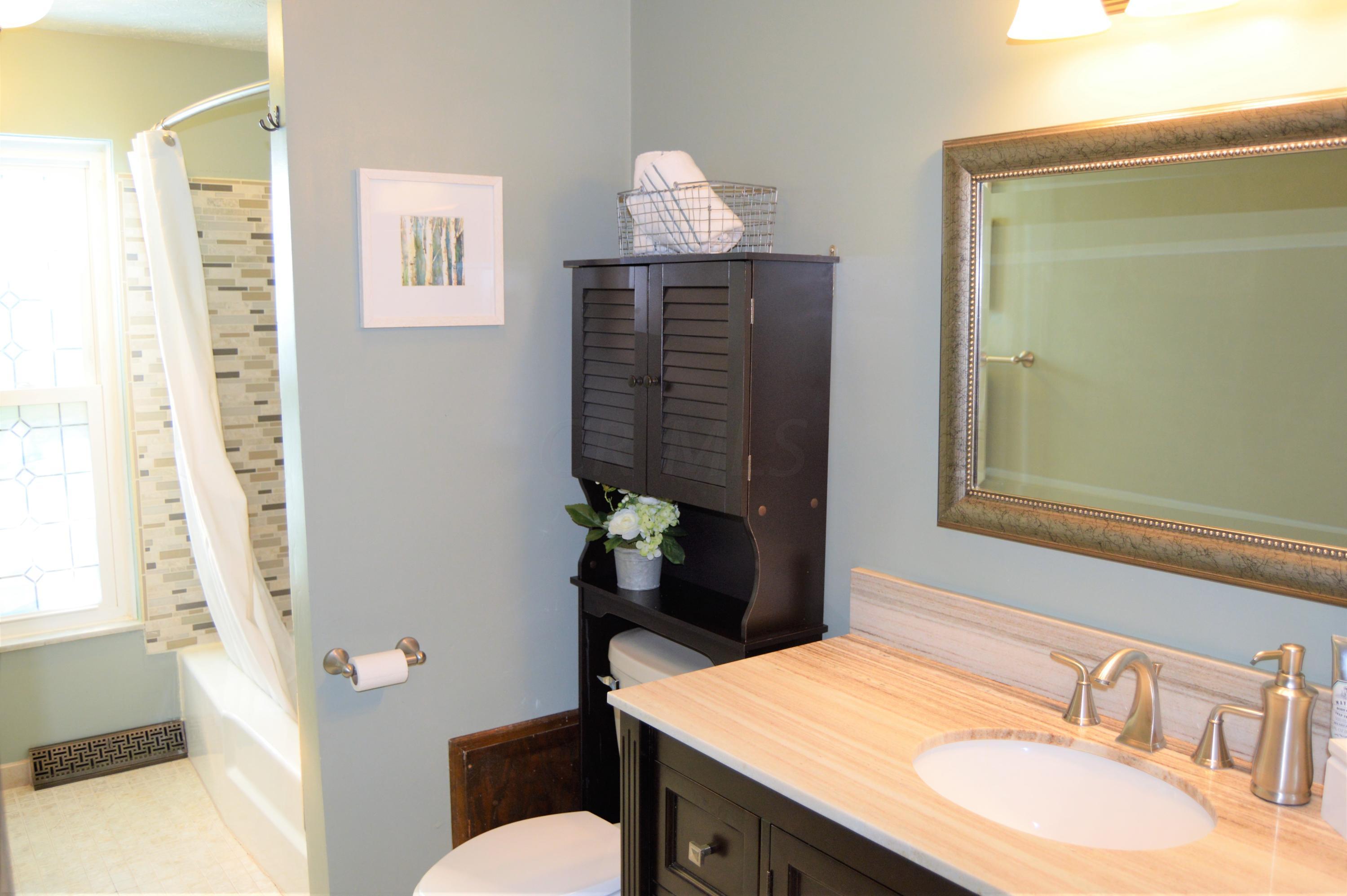 5700 Linworth Road Columbus, OH 43235 - Photo 18 of 28 Gallery Image 18