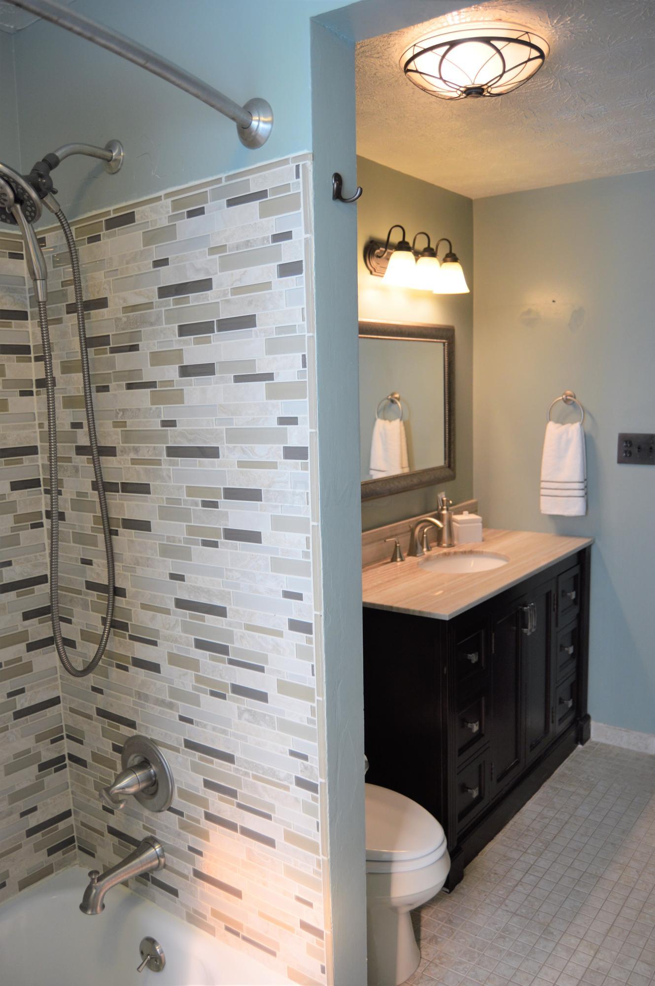 5700 Linworth Road Columbus, OH 43235 - Photo 19 of 28 Gallery Image 19