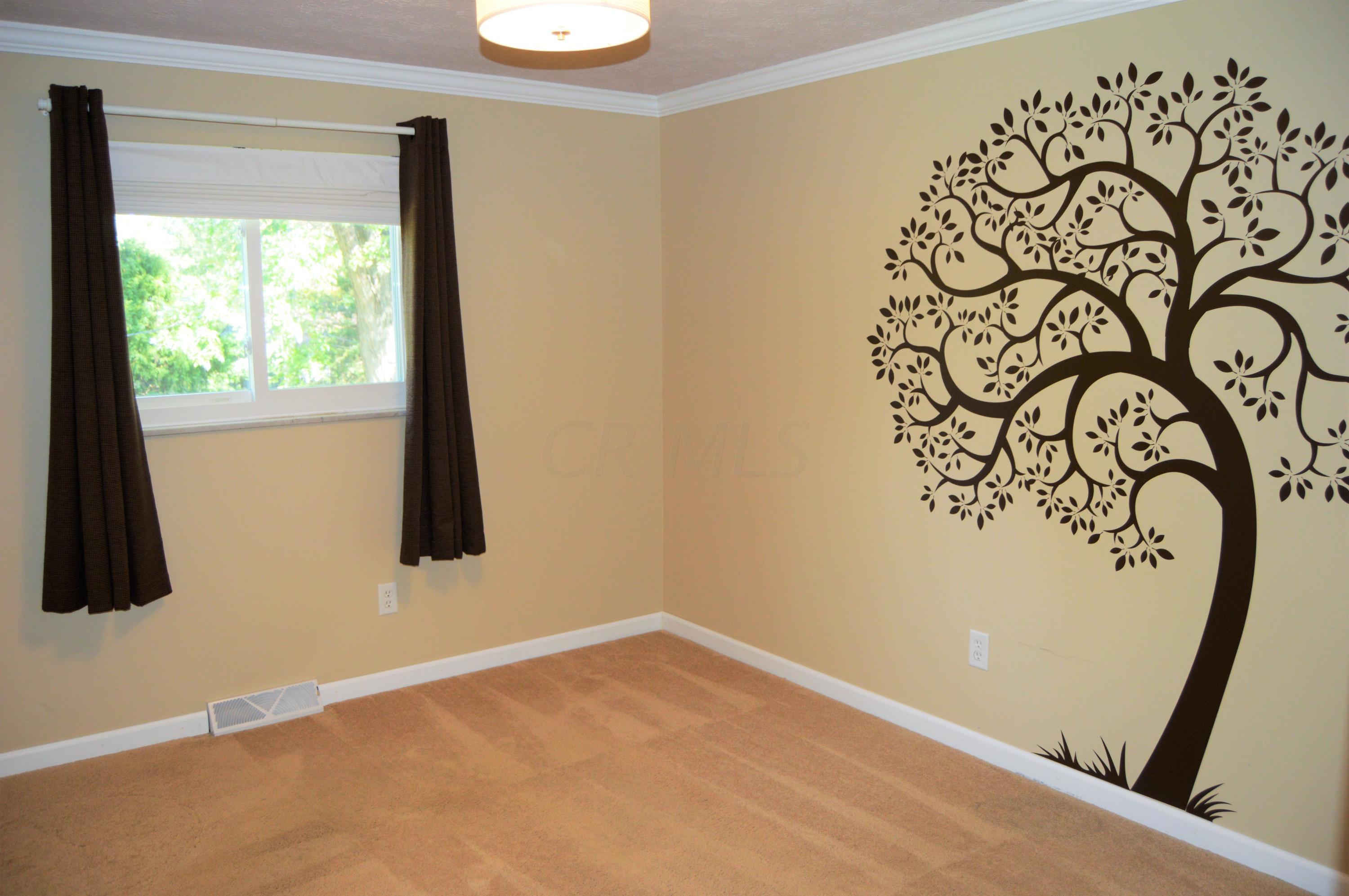 5700 Linworth Road Columbus, OH 43235 - Photo 21 of 28 Gallery Image 21