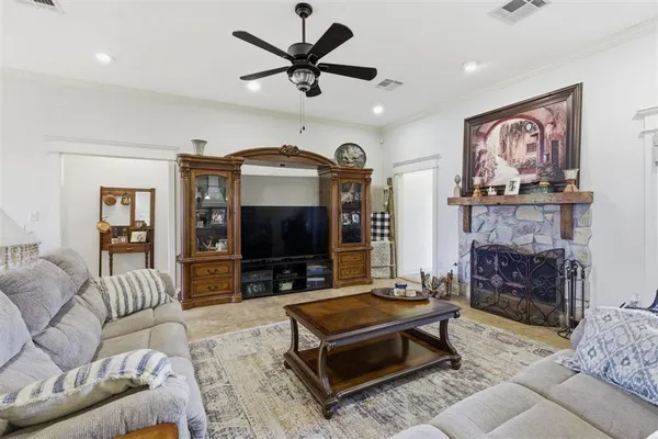 $525,000 | 975 North Kade Lane, Lake Charles, LA 70605
