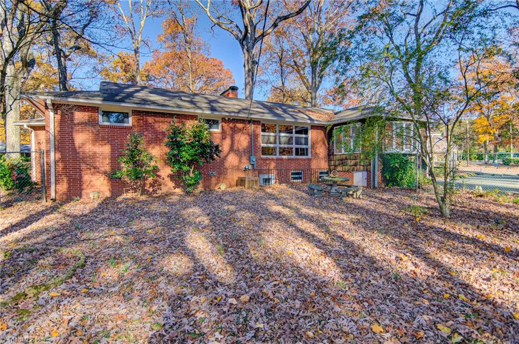 861 Chester Road Winston-Salem, NC 27104 - Photo 15 of 17 Backyard