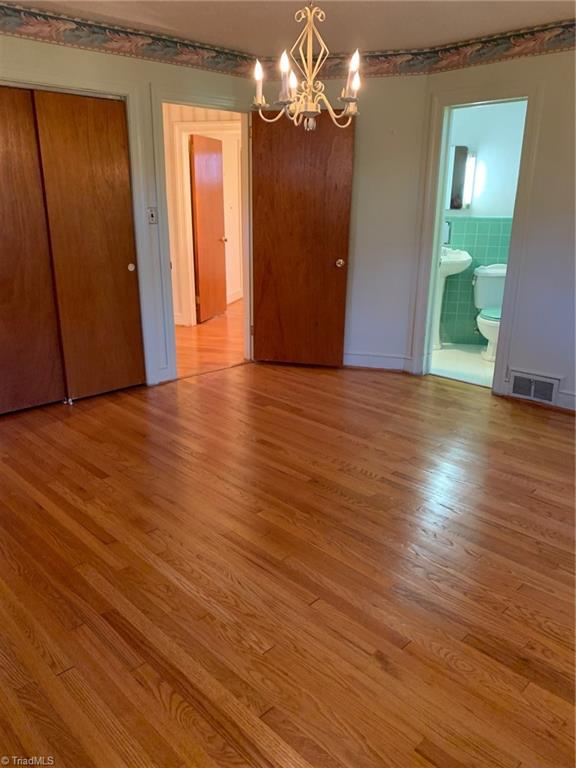 861 Chester Road Winston-Salem, NC 27104 - Photo 7 of 17 Sunroom.Dining Room