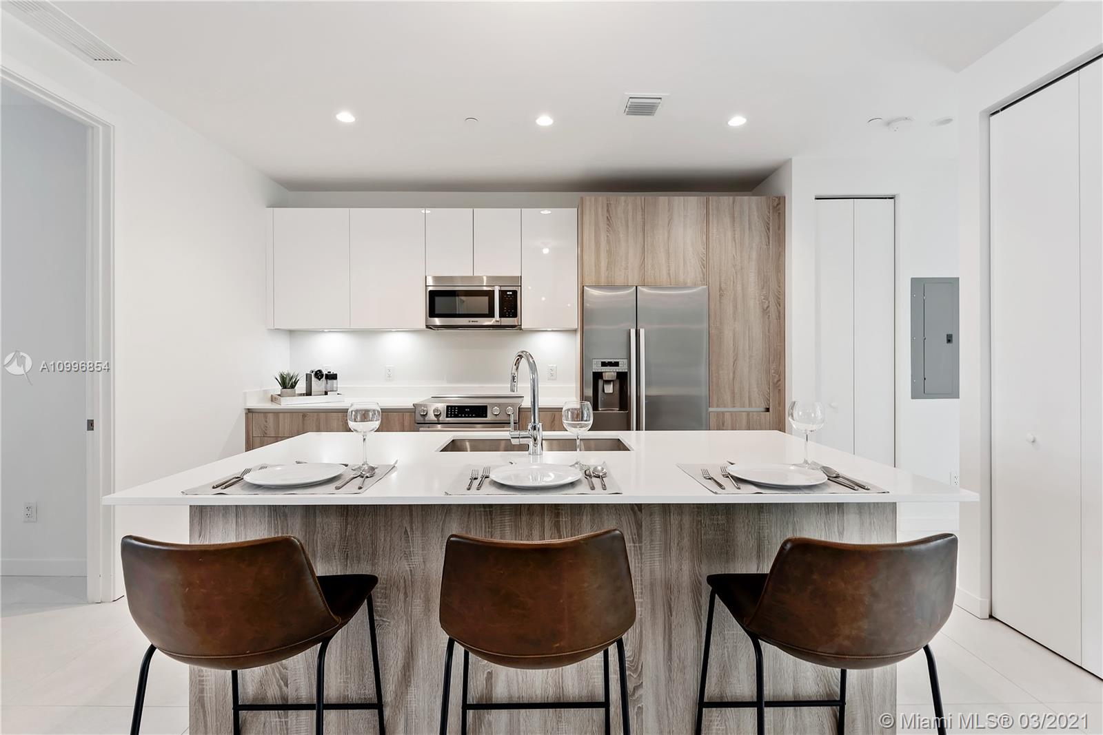 545 Southwest 11th Street, Unit 205 Miami, FL 33129 - Photo 3 of 20