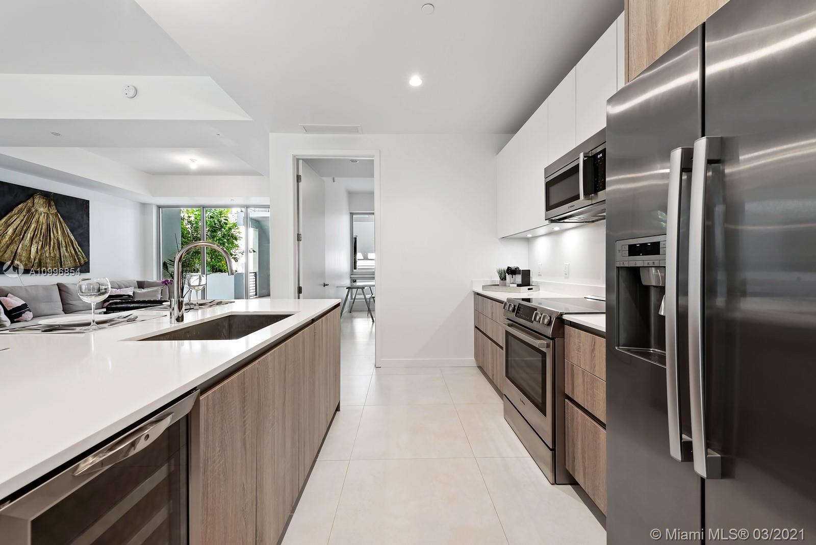 545 Southwest 11th Street, Unit 205 Miami, FL 33129 - Photo 4 of 20