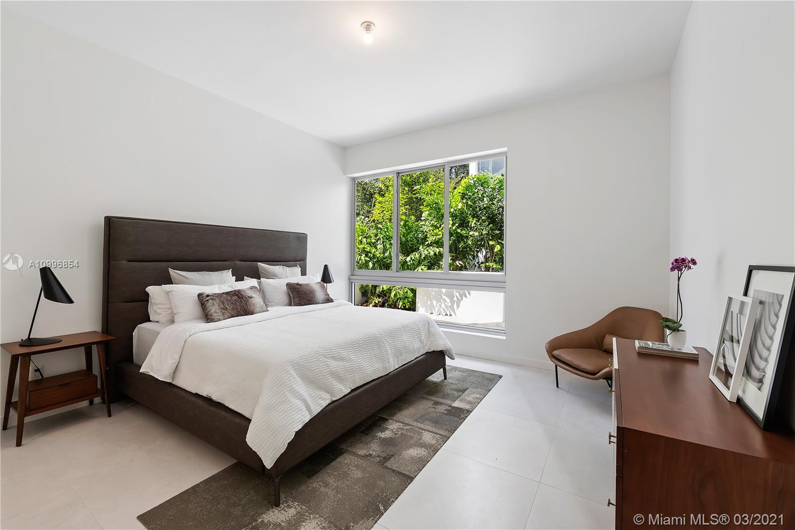 545 Southwest 11th Street, Unit 205 Miami, FL 33129 - Photo 8 of 20