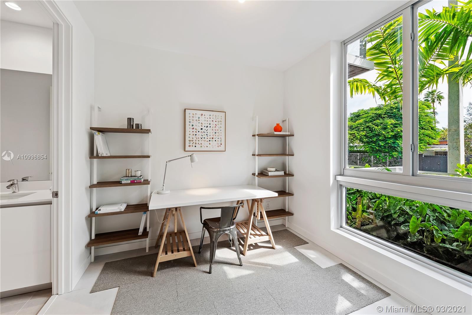 545 Southwest 11th Street, Unit 205 Miami, FL 33129 - Photo 9 of 20