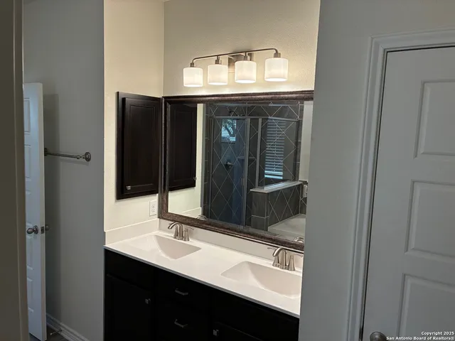 $399,500 | 7807 Vejer, Boerne, TX 78015