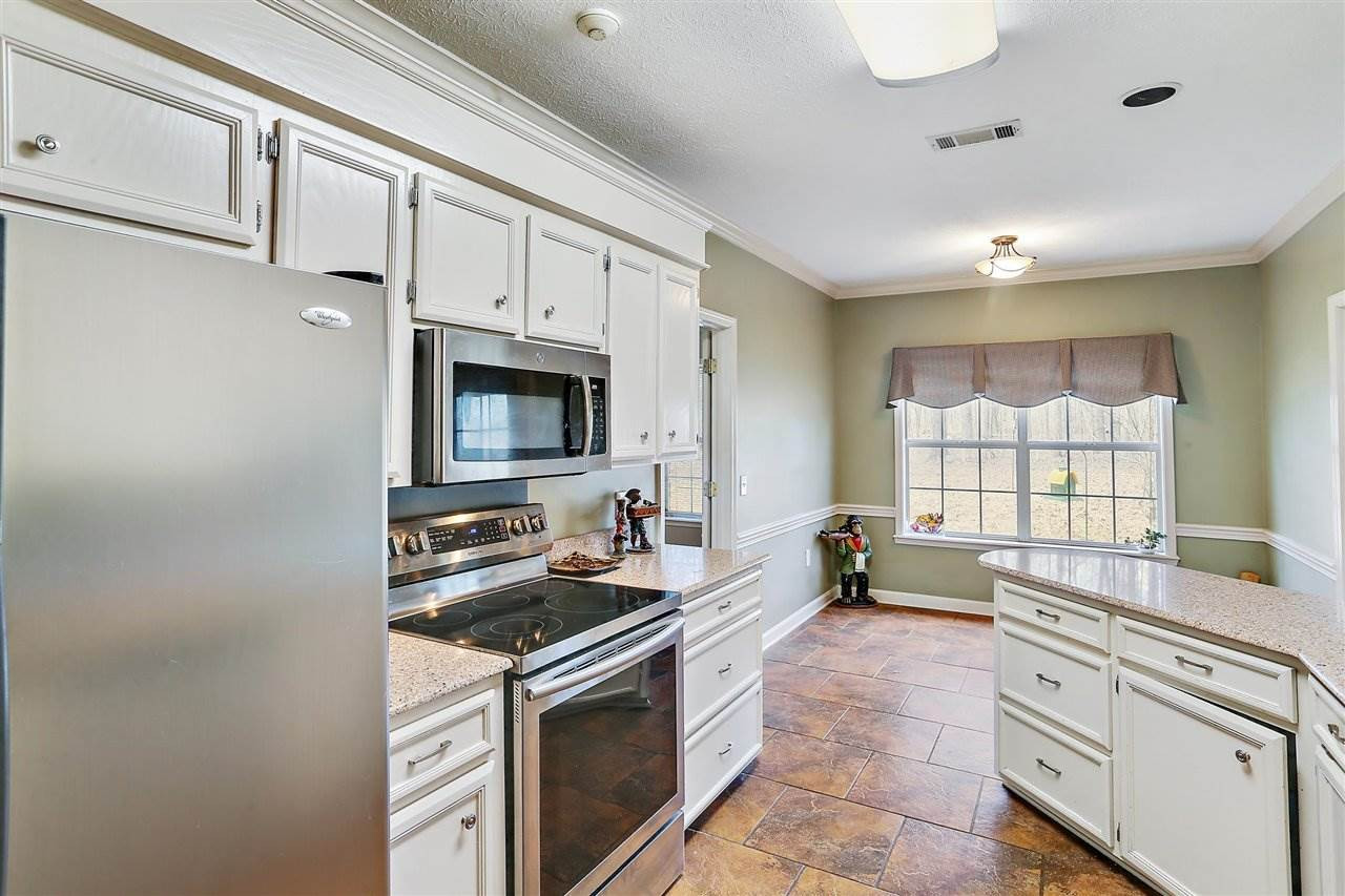 536 North Spring Lake Circle Terry, MS 39170 - Photo 7 of 19 Photo 12