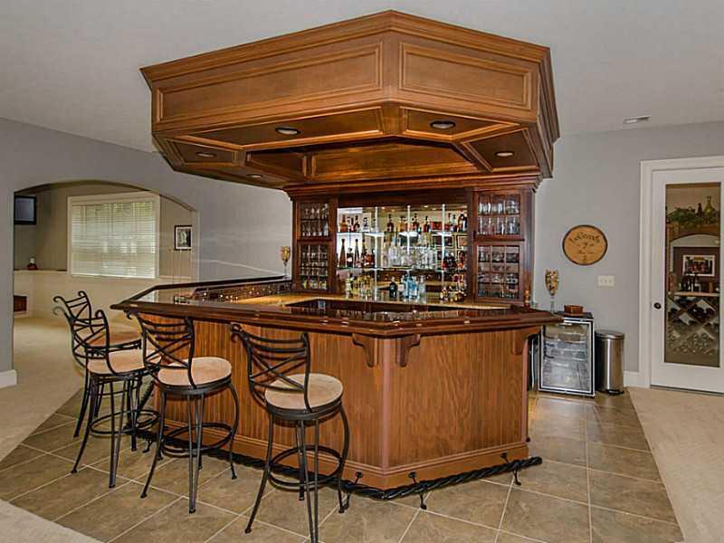 2241 Finchley Road Carmel, IN 46032 - Photo 18 of 24 Gallery Image 18