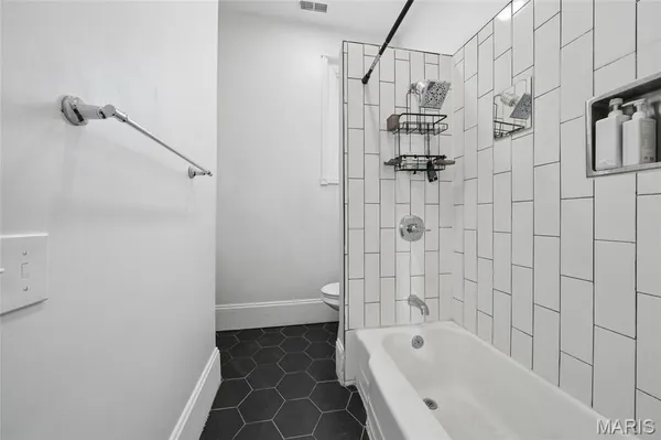 $425,000 | 4935 Reber Place, St. Louis, MO 63139