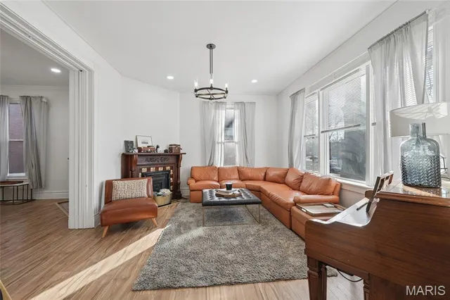 $475,000 | 4935 Reber Place, St. Louis, MO 63139