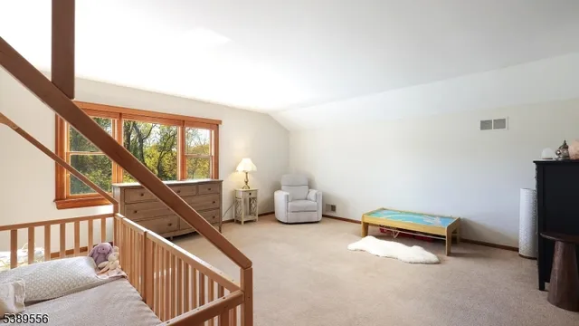 $885,000 | 4 Chamberlain Road, Flemington, NJ 08822