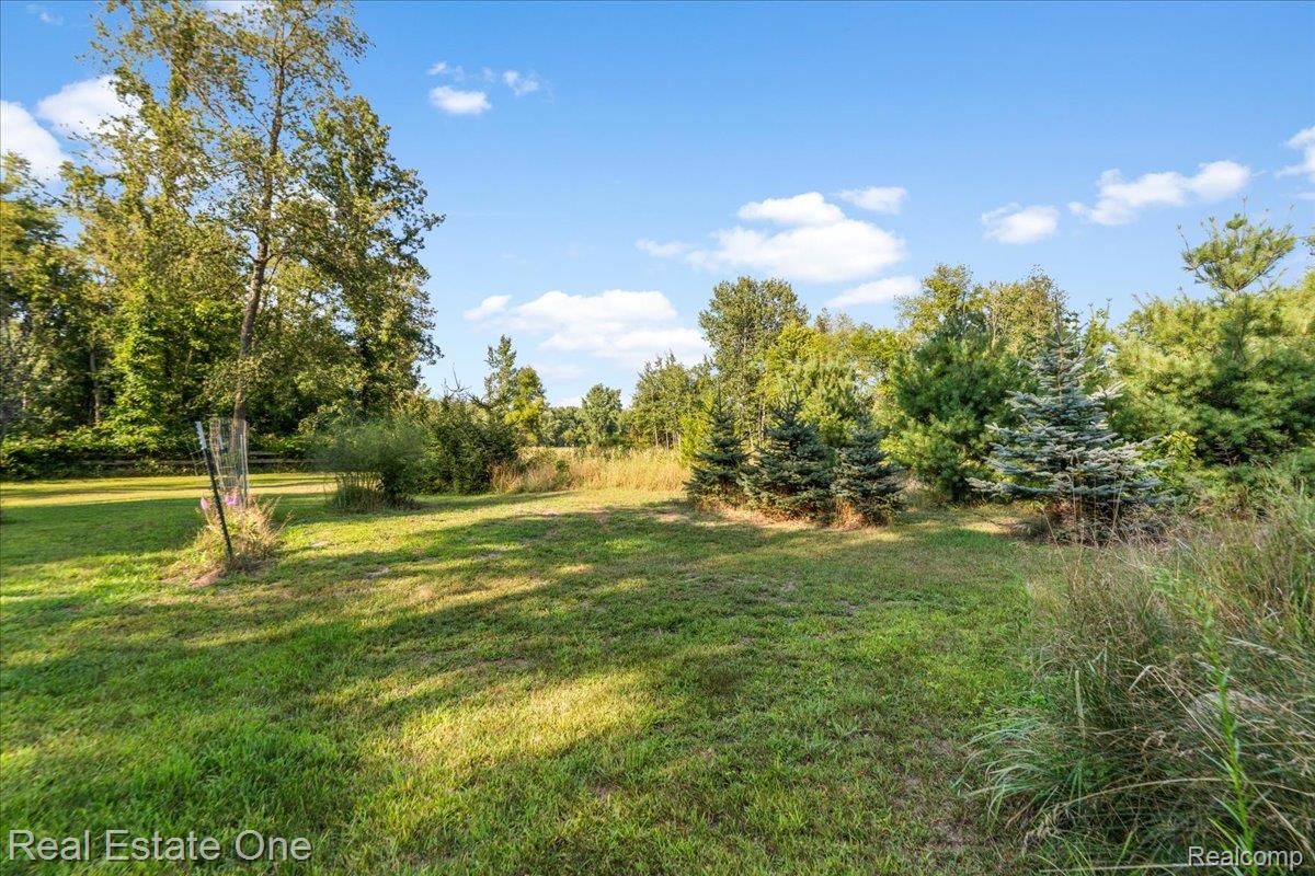 5750 Chambers Road Mayville, MI 48744 - Photo 4 of 34 38-5750 Chambers Rd_37.jpg
