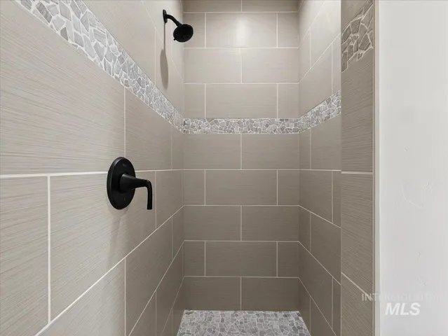 $1,175,000 | 25701 Clydesdale Lane, Parma, ID 83660