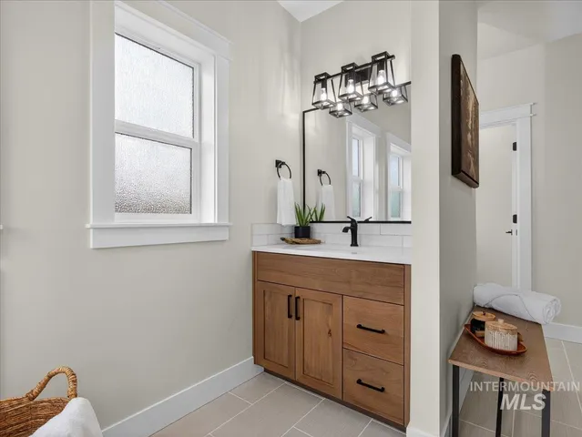 $1,175,000 | 25701 Clydesdale Lane, Parma, ID 83660