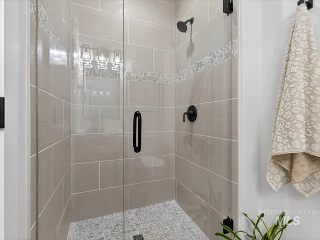 $1,175,000 | 25701 Clydesdale Lane, Parma, ID 83660