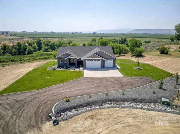 $1,171,000 | 25701 Clydesdale Lane, Parma, ID 83660