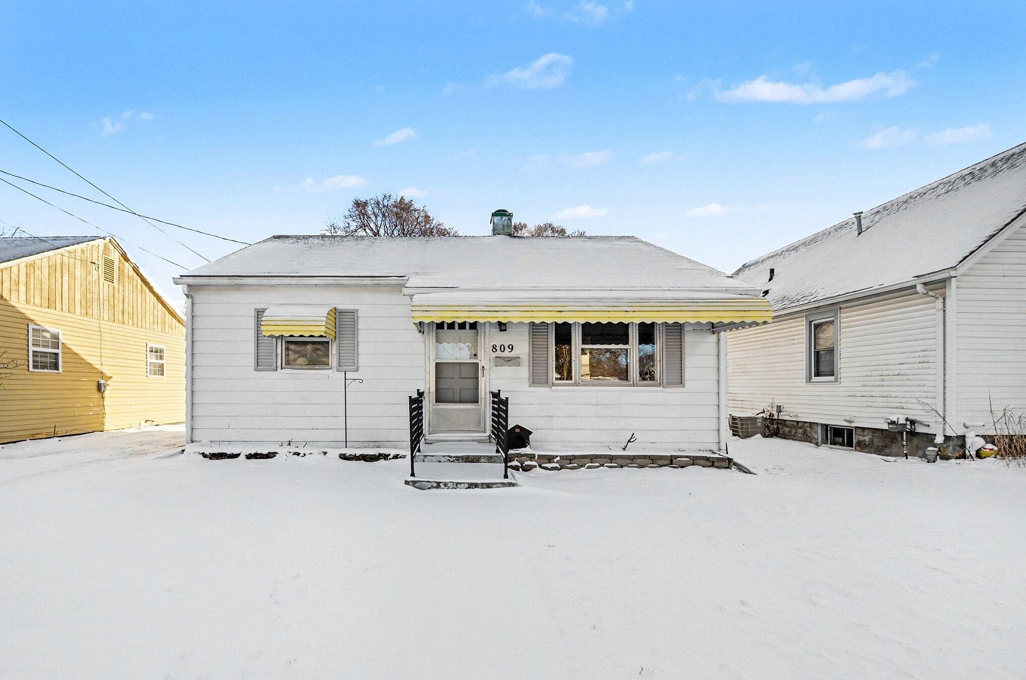 809 North Elm Avenue Jackson, MI 49202 - Photo 15 of 15 001_dsc_0039_915