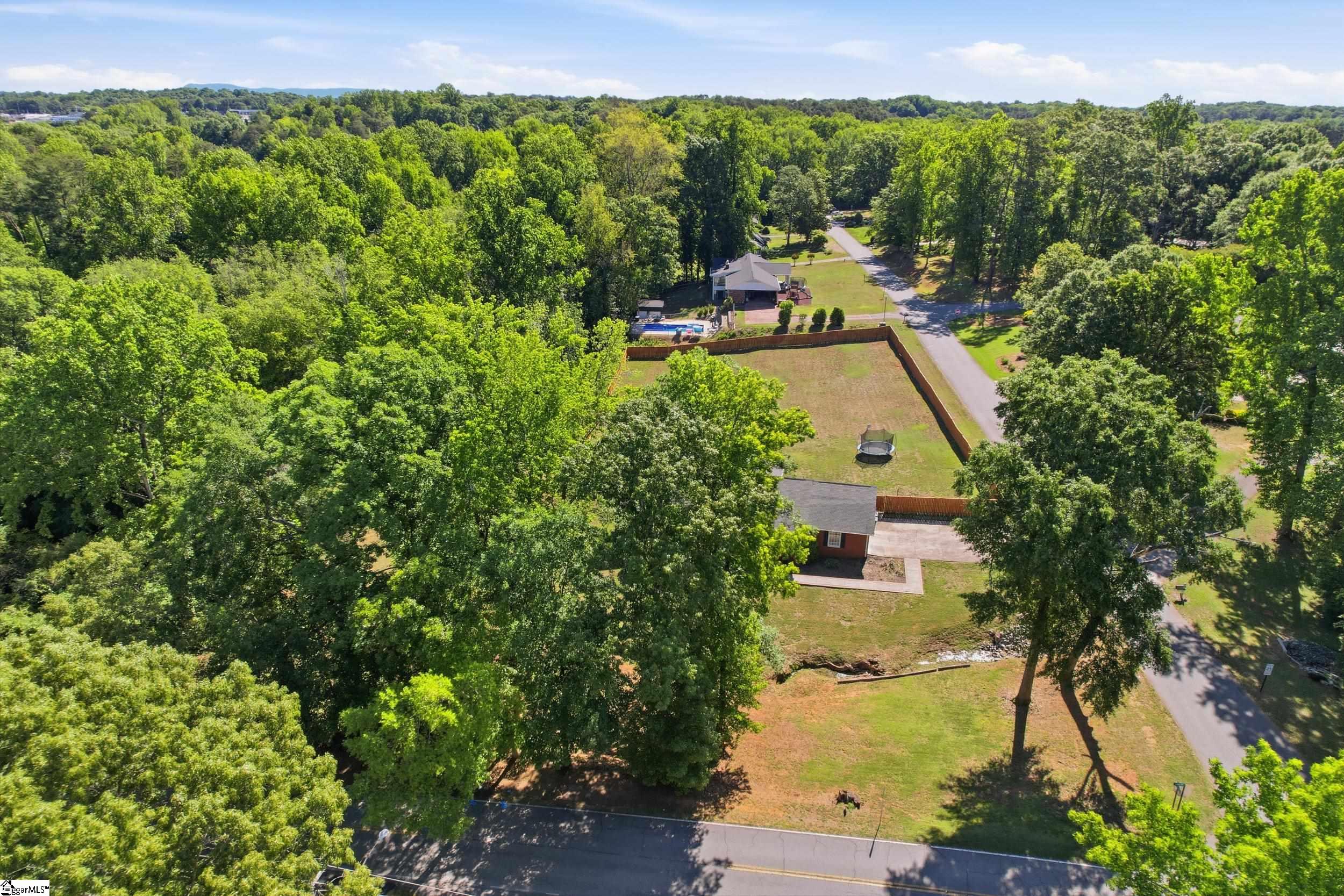 500 Laurel Road Easley, SC 29642 - Photo 36 of 41