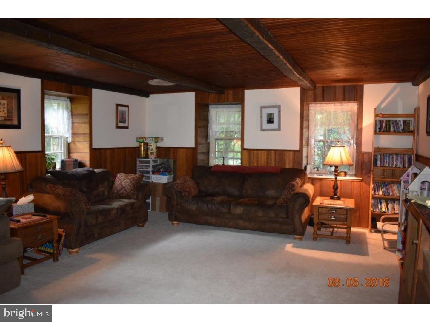 621 Nursery Road Kempton, PA 19529 - Photo 3 of 25