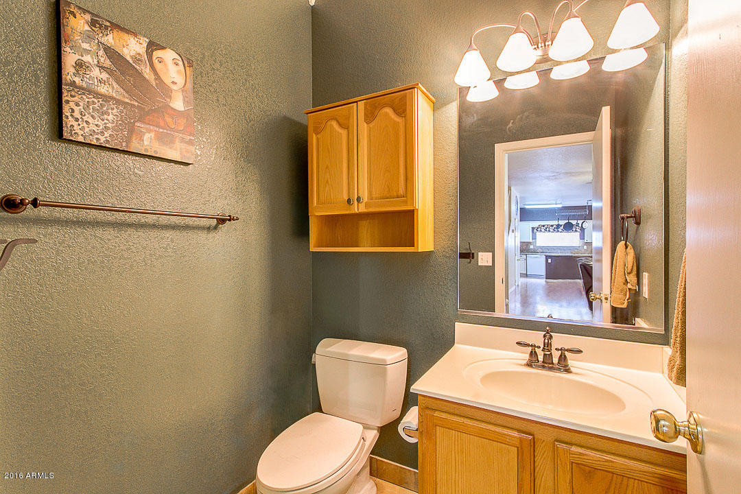 137 South Del Rancho Mesa, AZ 85120 - Photo 18 of 36 Guest Bath Room Downstairs