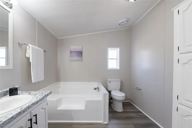 $299,900 | 952 Saddlewood Boulevard, Lakeland, FL 33809