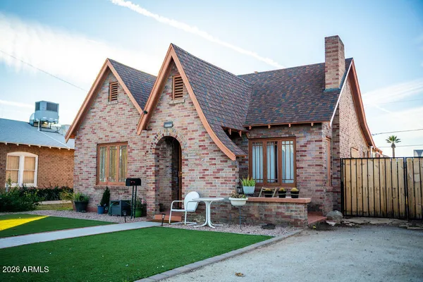 $610,000 | 1826 North 11th Street, Phoenix, AZ 85006