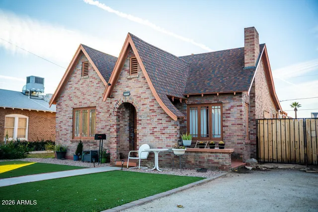 $624,000 | 1826 North 11th Street, Phoenix, AZ 85006