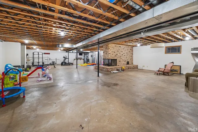 $750,000 | 52 Eagle Crest Court, West Lafayette, IN 47906