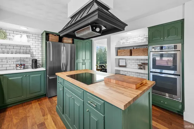 $750,000 | 52 Eagle Crest Court, West Lafayette, IN 47906