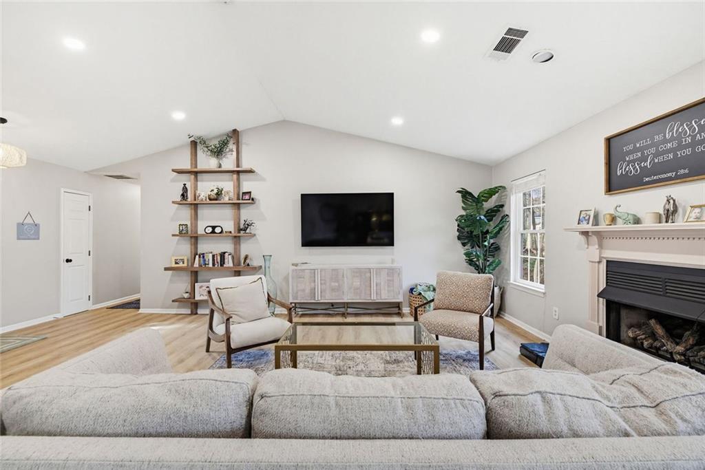 2740 Samples Road Cumming, GA 30041 - Photo 14 of 33