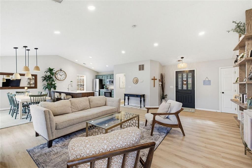 2740 Samples Road Cumming, GA 30041 - Photo 15 of 33