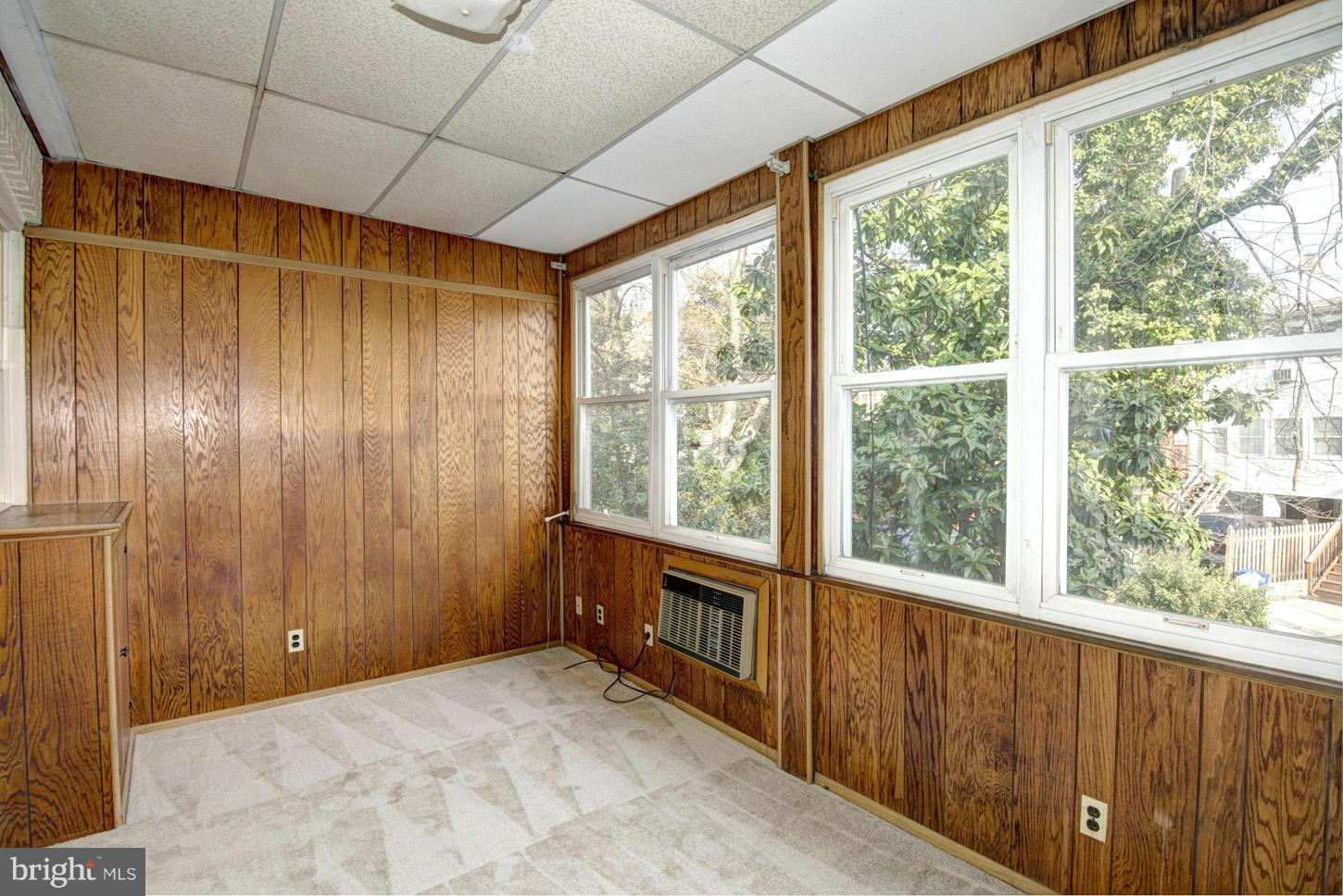 2417 Tunlaw Road Northwest Washington, DC 20007 - Photo 5 of 18 Family Room