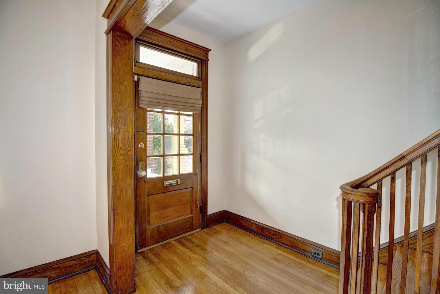 2417 Tunlaw Road Northwest Washington, DC 20007 - Photo 9 of 18 Interior (General)